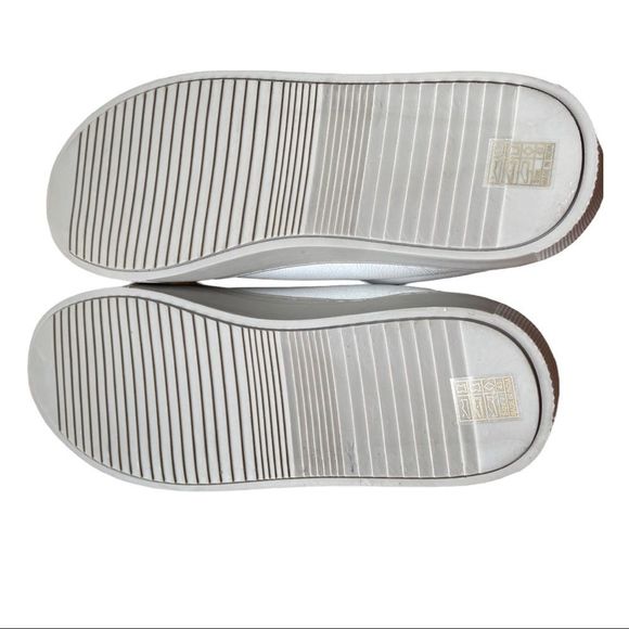 🆕 Bolongaro Trevor: White Leather “Skelly” Sneakers. - Picture 10 of 13